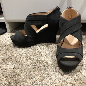 New, Black suede wedges, 8